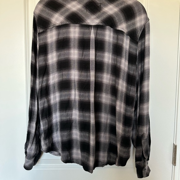 Rails Button Down - Picture 3 of 3